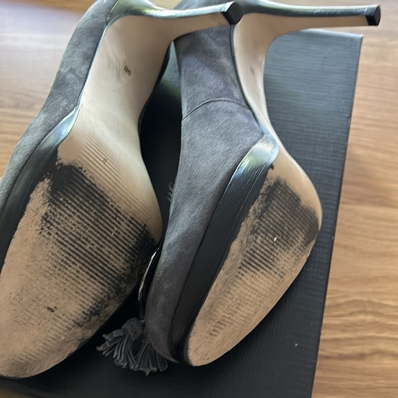Talbots Suede Tassel  High Heels Shoes - Picture 6 of 6